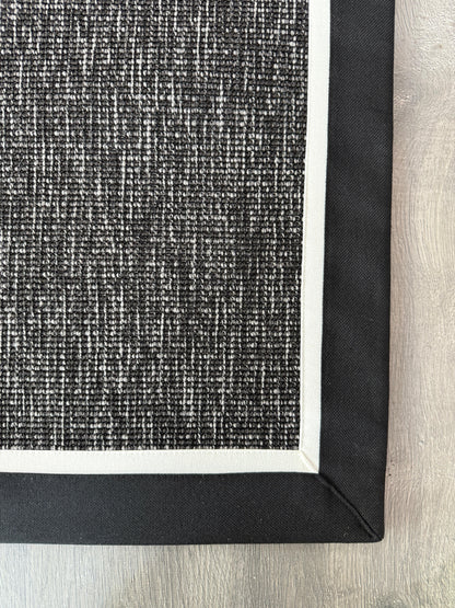 Siyah Beyaz Çift Renk Kumaş Bordürlü Siyah Antrasit Sisal Halı - El Yapımı, Dayanıklı, Modern Tasarım - HVHB20 - HALI VAGONU