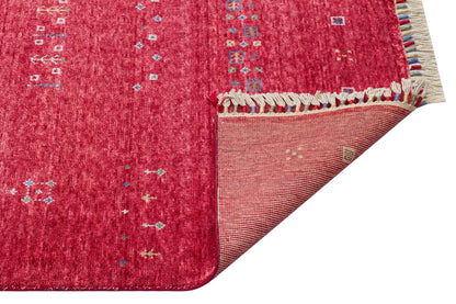 ZARA ZR 06 RED Otantik Desenli El Emeği İle Özel Tezgahlarda Üretilen Modern Uşak Halısı