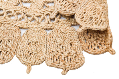 SOLO CA-108 Natural Jüt Hasır Halı, 2200 gr/m2 ağırlığı ile sağlam yapısını gösteriyor.