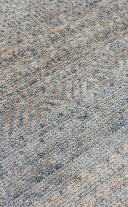 Tabanda döşenmiş TAFTAN TF 08 SKY VİZON Pakistan Overdyed Tarzı Özel Hav Vermeyen Halı - Taftan Özel Tezgah Halısı