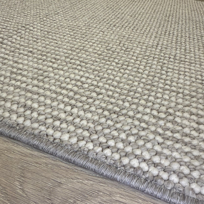 Beyaz Bukle Halı olan Halı Vagonu Bukle Serisi Gri Makine Halısı'nın pratik kullanım alanları