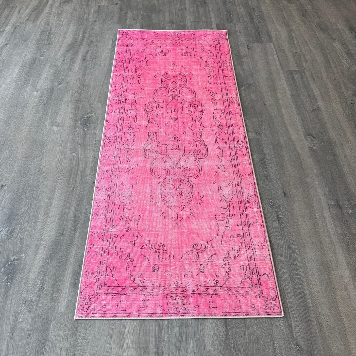 80x200 - 11mm Deri Taban Vintage Fuşya Dijital Baskı Halı - HALI VAGONU