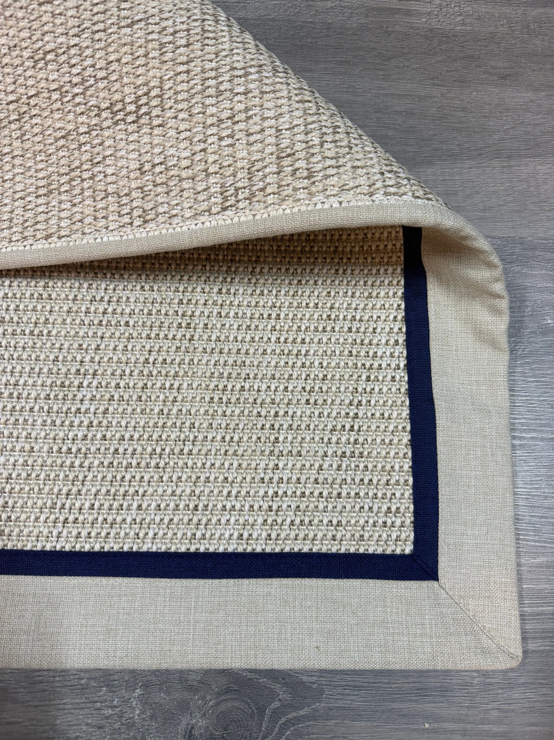Himalaya Lacivert Bej Çift Renk Kumaş Bordürlü 664 Krem Sisal Halı - El Yapımı, Dayanıklı, Modern Tasarım - HVHB25 - HALI VAGONU