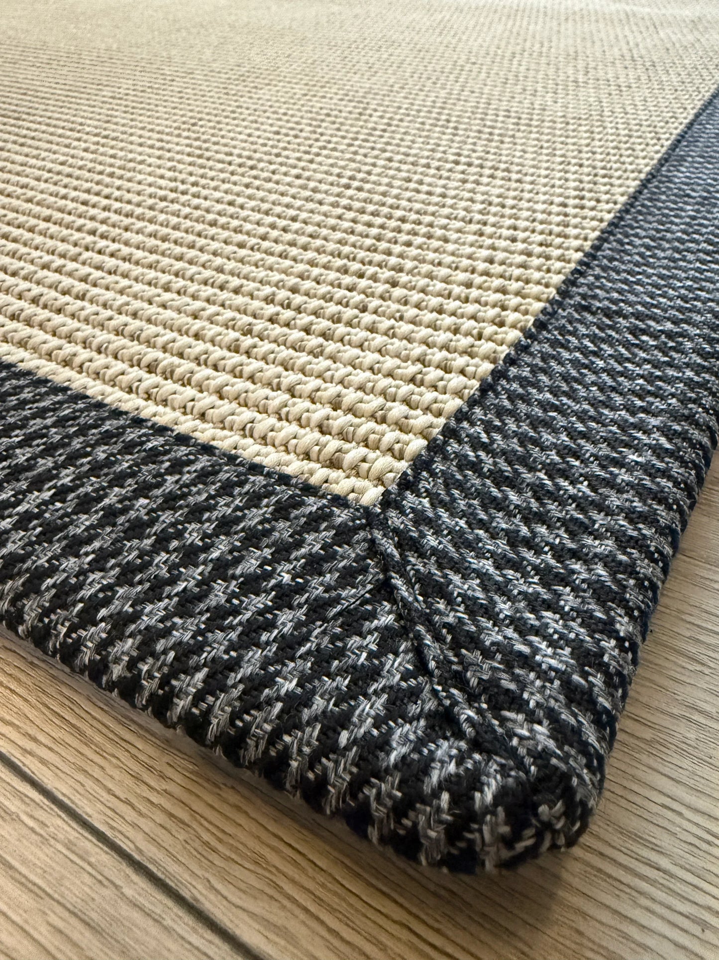 Himalaya Gri Antrasit Ekose Bordürlü 664 Krem Sisal Halı El Yapımı Dayanıklı Tasarım - HVHB27 - HALI VAGONU