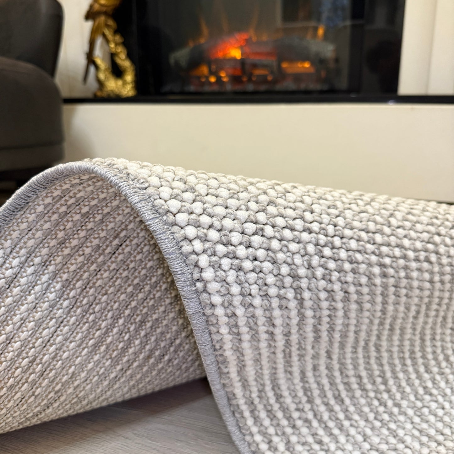 Halı Vagonu Bukle Serisi Gri Makine Halısı - Beyaz Bukle Halı detaylı görüntüsü