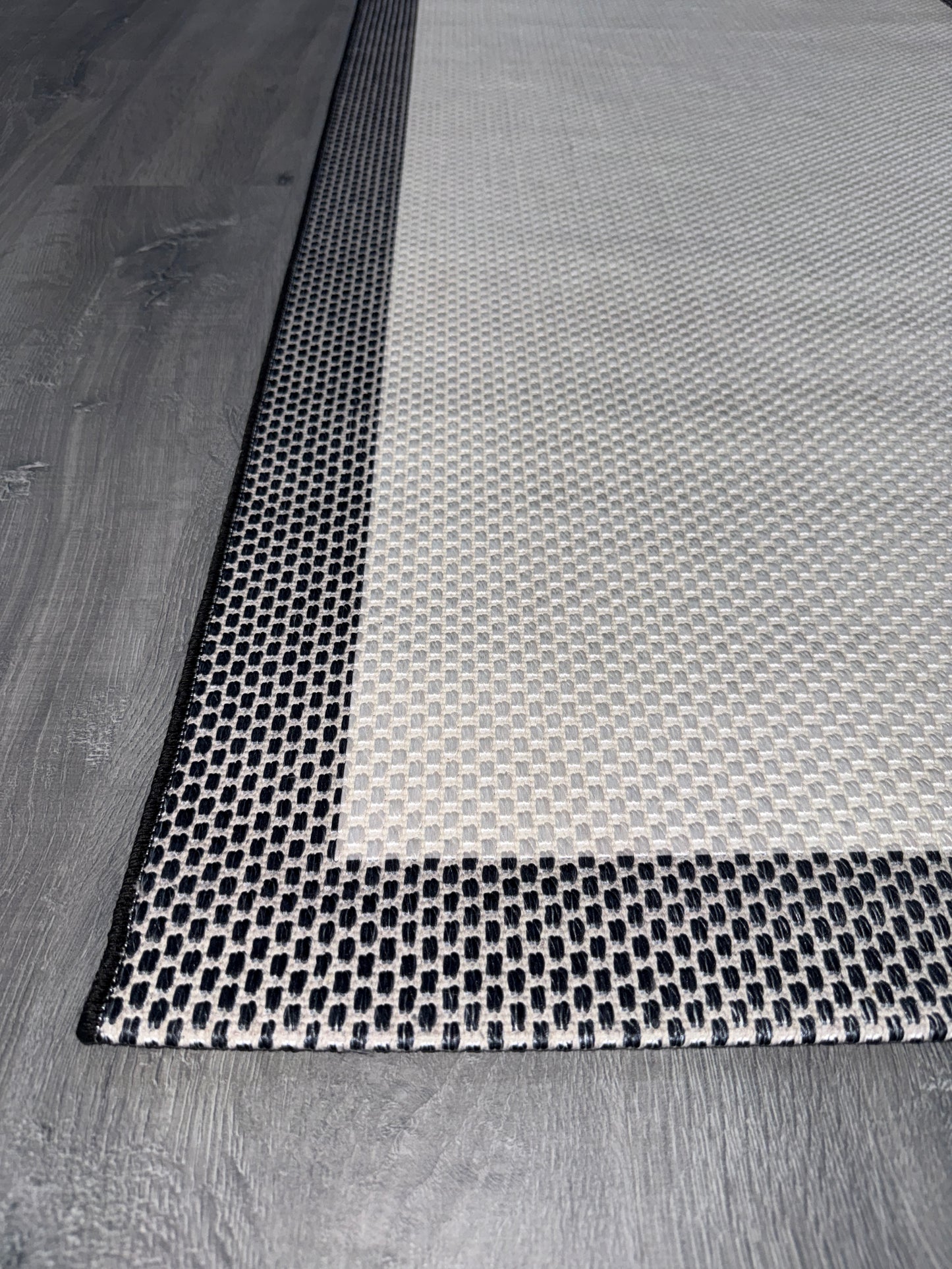 Natura Sisal NTR 11 Siyah Krem Sisal Dokuma Halı - NTR 11