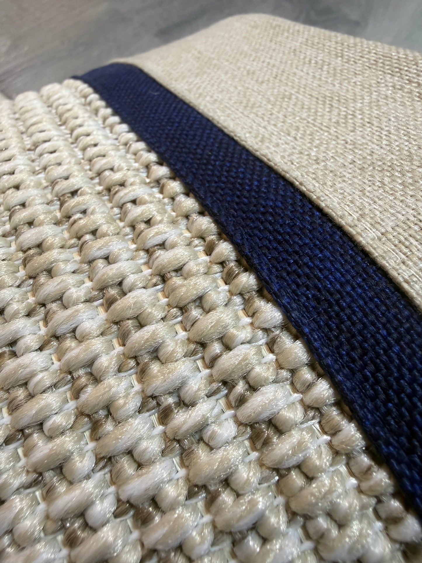 Himalaya Lacivert Bej Çift Renk Kumaş Bordürlü 664 Krem Sisal Halı - El Yapımı, Dayanıklı, Modern Tasarım - HVHB25