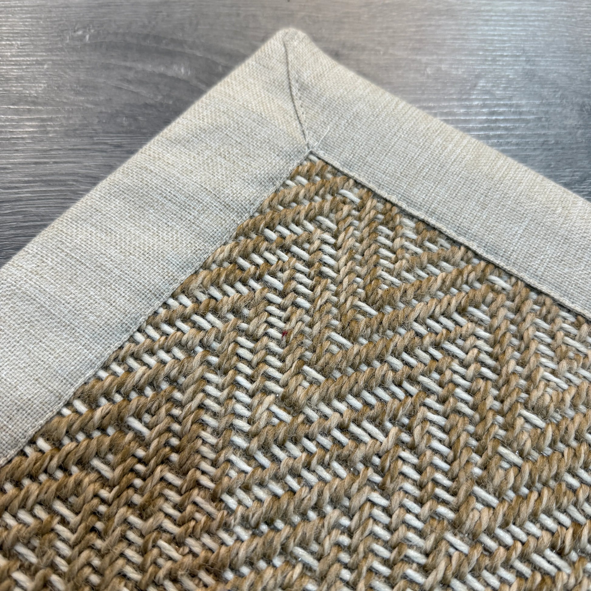 Krem Kumaş Bordürlü Beyaz Detaylı Bej Balık Sırtı Sisal Halı - El Yapımı, Dayanıklı, Modern Tasarım - ZHR 02 Natural White - Krem Bordür - HALI VAGONU