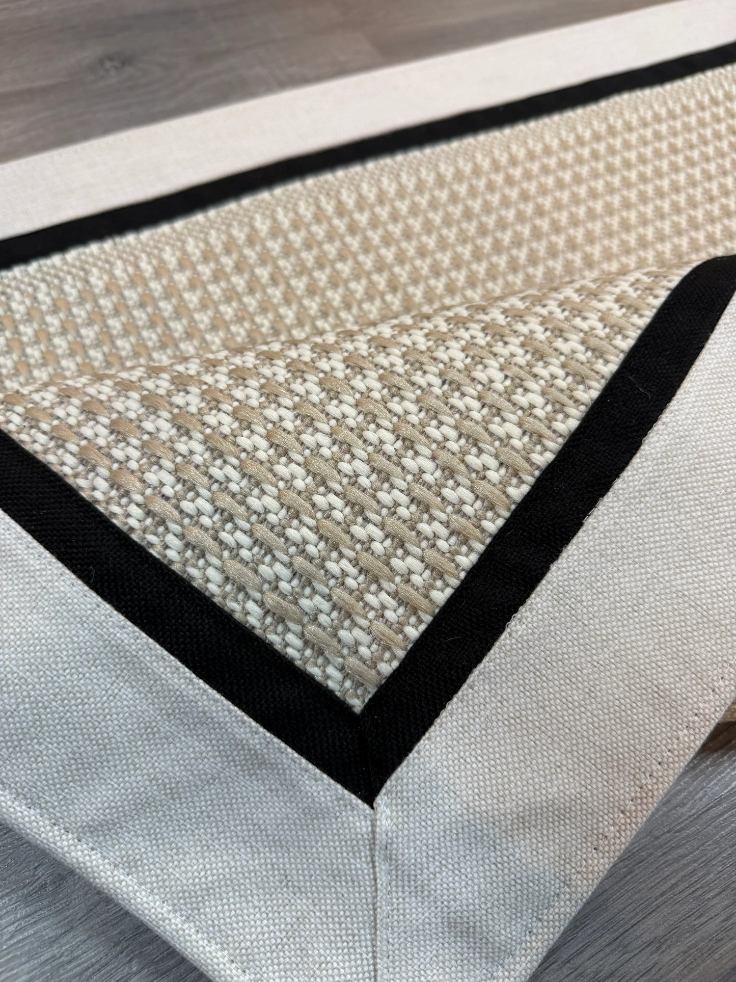 9902 Krem Çift Kumaş Çerçeveli Krem Sisal Halı - El Yapımı, Dayanıklı, Modern Tasarım -HVSB09 - HALI VAGONU