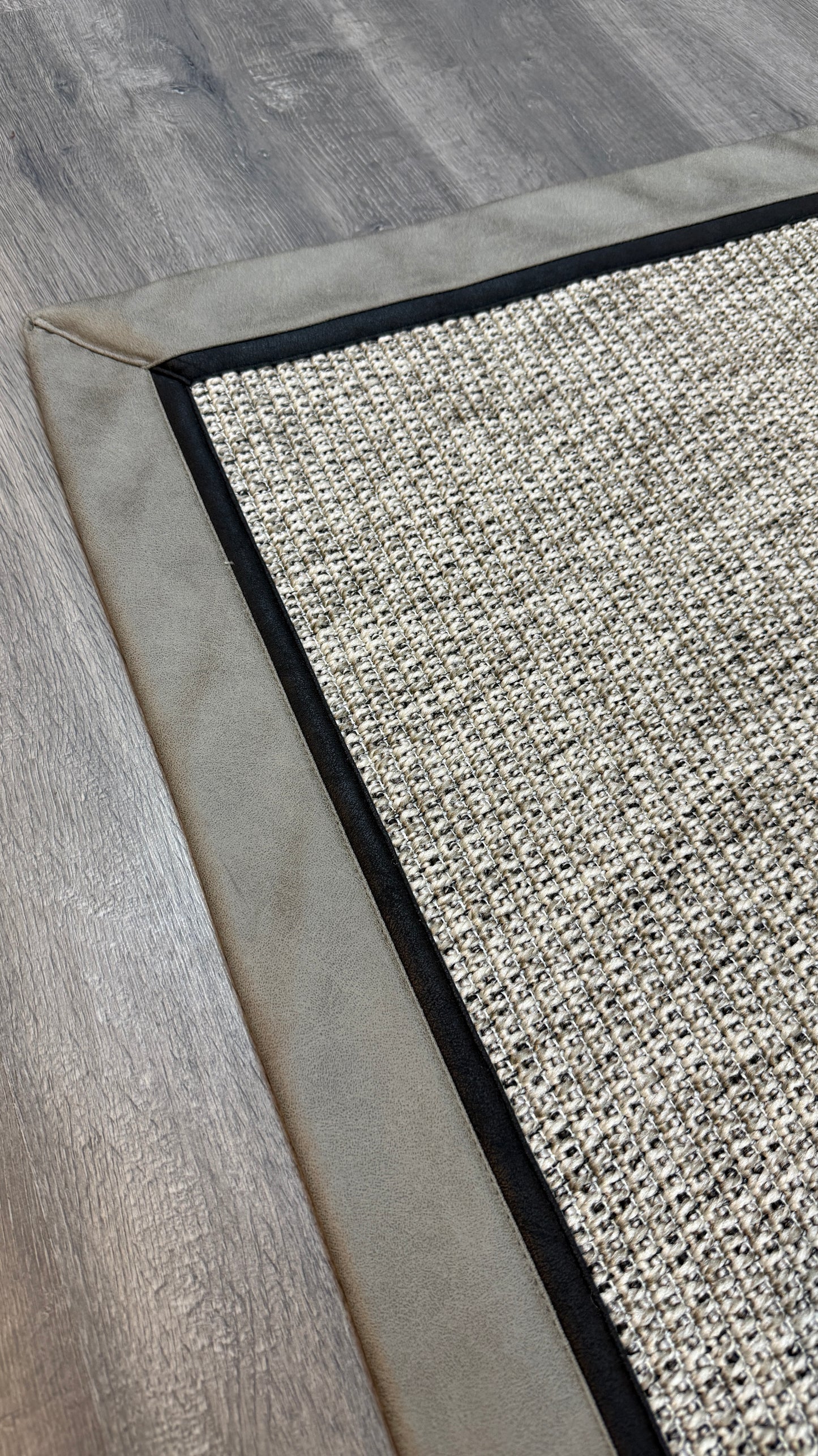 Himalaya 664 Gri Zemin - Vizon Antrasit Çift Renk Deri Bordürlü Sisal Halı - HVHB35