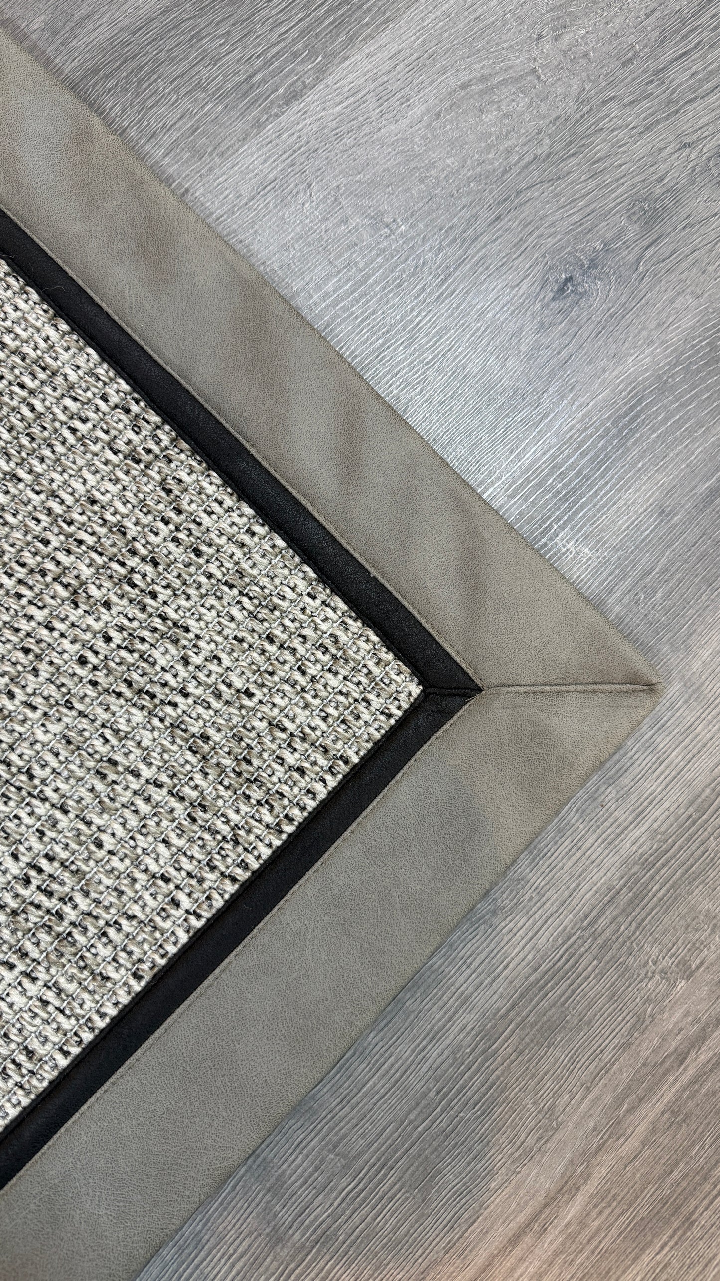 Himalaya 664 Gri Zemin - Vizon Antrasit Çift Renk Deri Bordürlü Sisal Halı - HVHB35