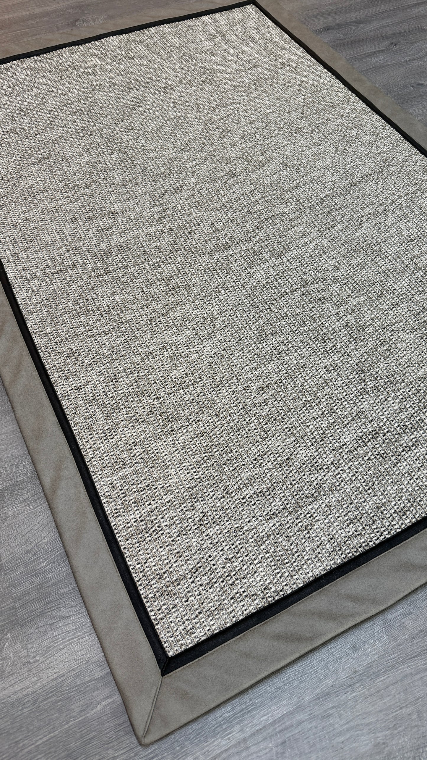 Himalaya 664 Gri Zemin - Vizon Antrasit Çift Renk Deri Bordürlü Sisal Halı - HVHB35