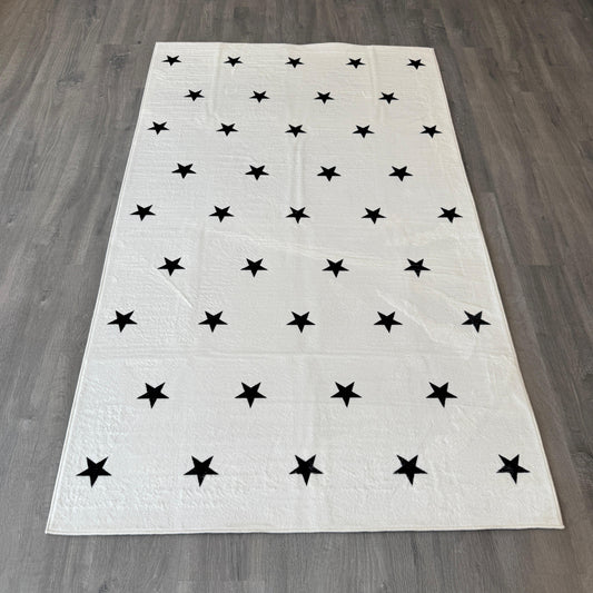 120x200 - 8mm Bambu Dokulu - Dokuma Taban Siyah Yıldızlı Beyaz Çocuk Halısı