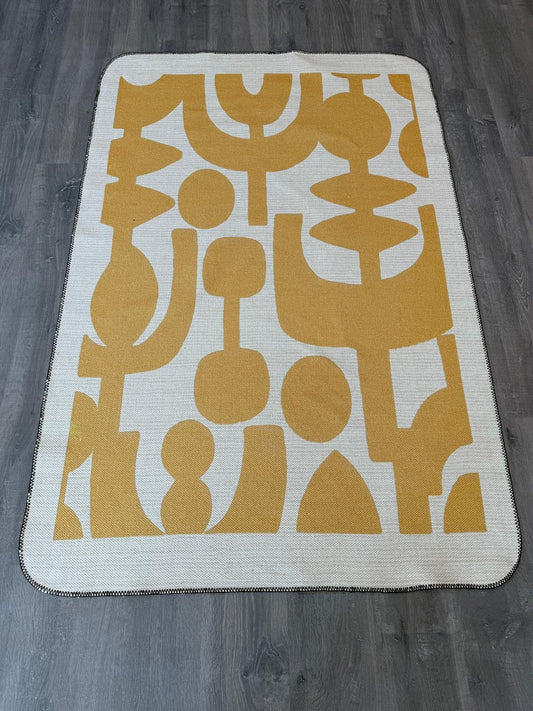 120x180 Kumaş Bordürlü Leke Tutmaz Kaymaz Taban Özel Tasarım Halı