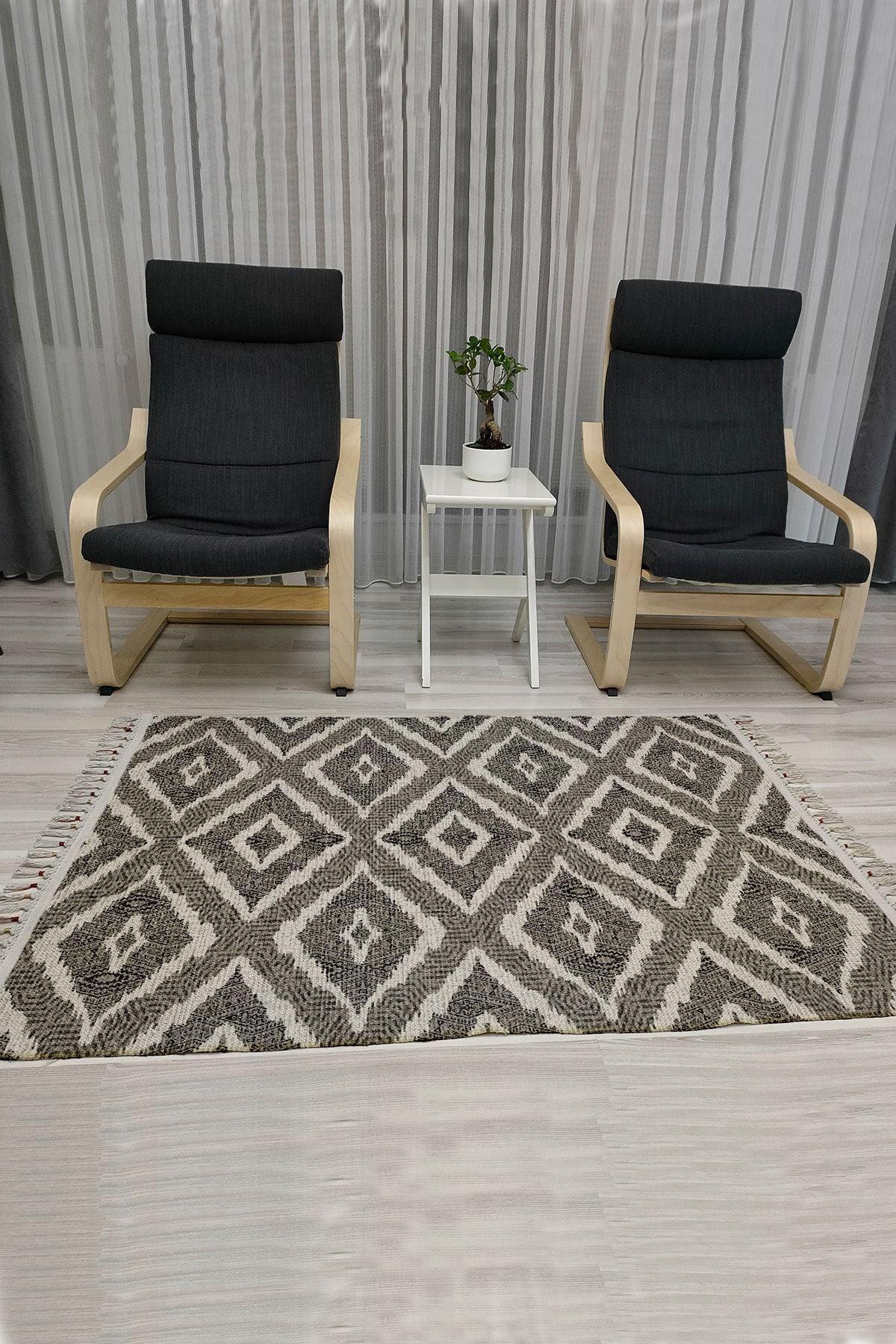 Cotton Serisi Gri Tonlarında Otantik Üçgen Desenli Dekoratif Dokuma Taban Kilim - HALI VAGONU