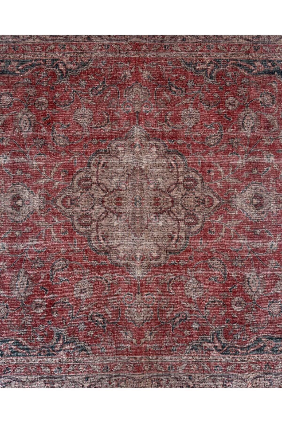 Halı Vagonu 2130 Kırmızı Gri Pastel Klasik Vintage Dokuma Taban Halı - HALI VAGONU