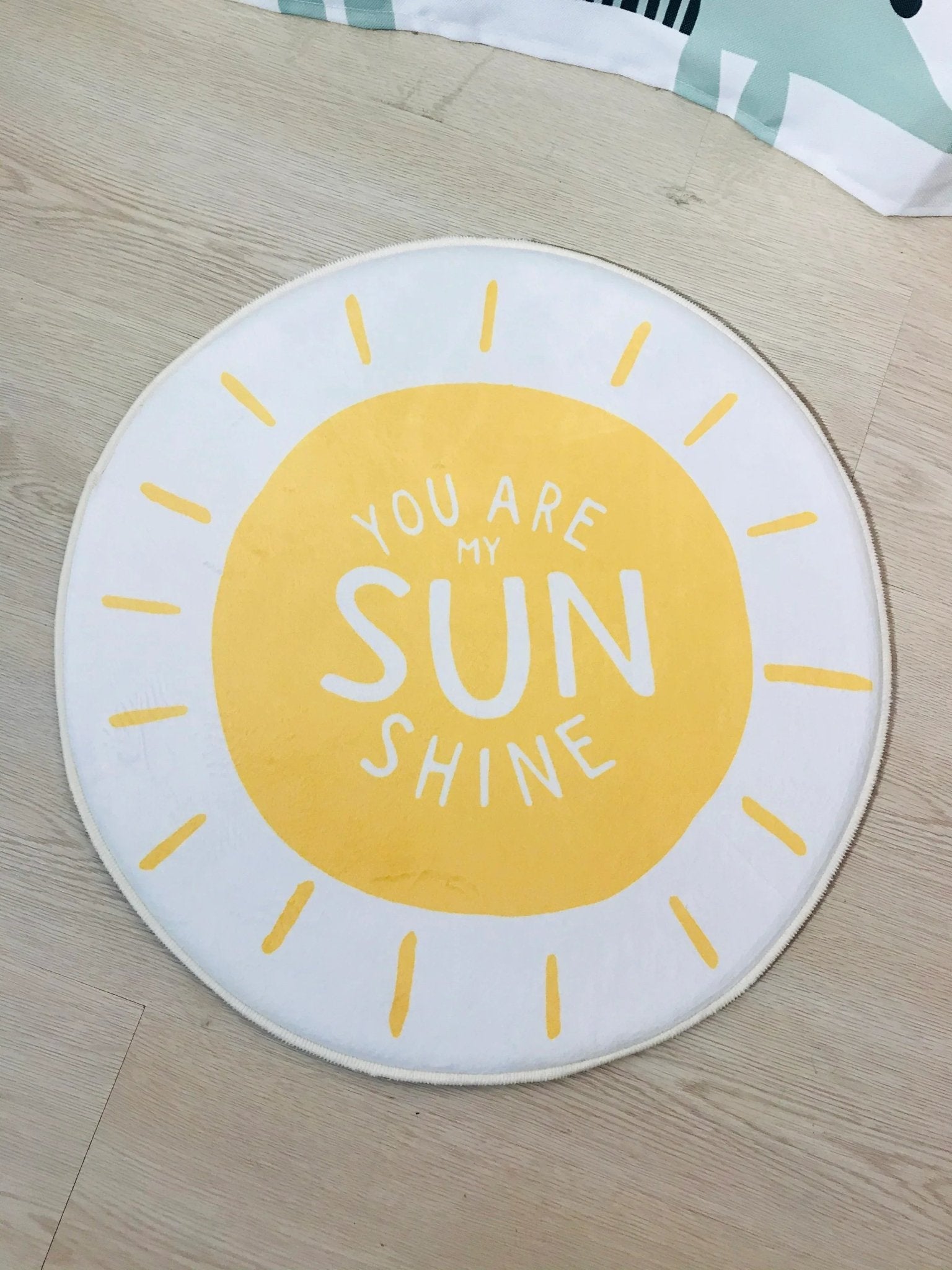 Halı Vagonu HV366 You Are My Sunshine Çocuk Halısı - Yumuşak, Kolay Temizlenebilir, 3 Kalite Seçeneği - HALI VAGONU