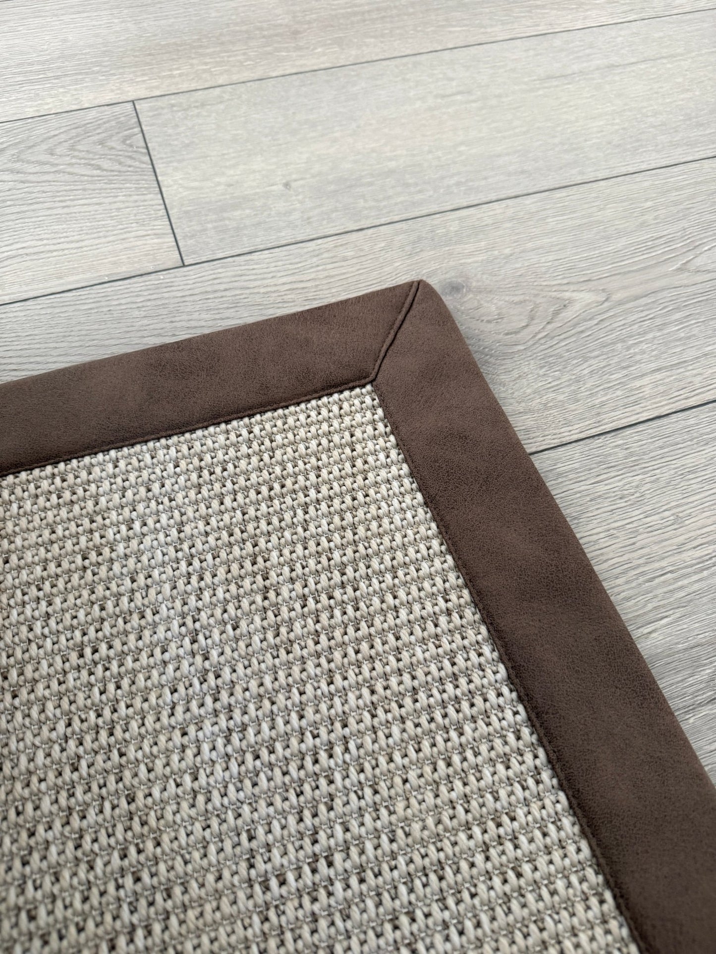Himalaya 664 Krem - Kahve Deri Bordürlü Sisal Halı - El Yapımı, Dayanıklı, Modern Tasarım - HVHB48 C507 - HALI VAGONU