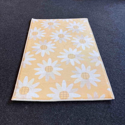 HV292 Papatyalar Çocuk Halısı - Yumuşak, Kolay Temizlenebilir, 3 Kalite Seçeneği - HALI VAGONU