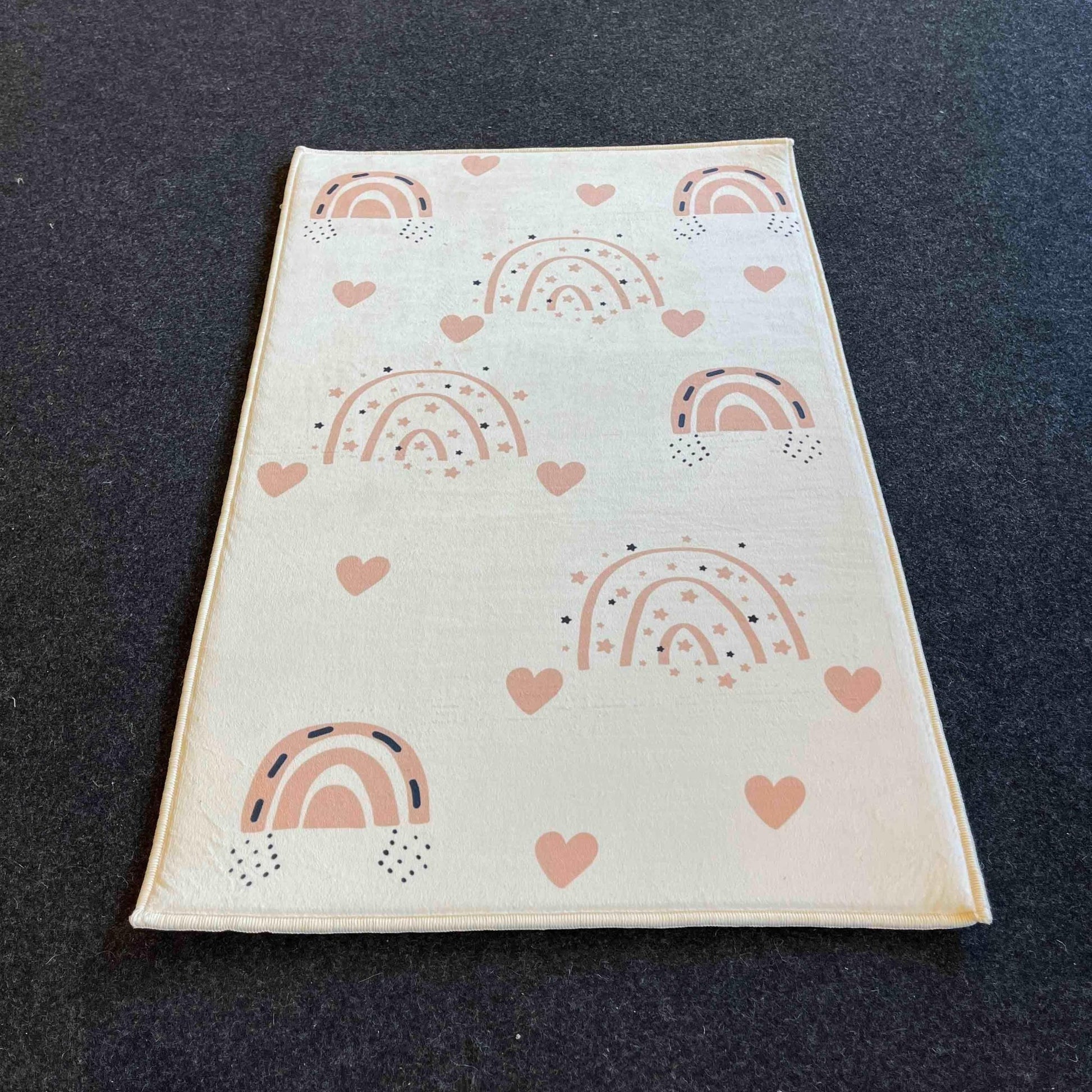 HV293 Gökkuşağı Çocuk Halısı - Yumuşak, Kolay Temizlenebilir, 3 Kalite Seçeneği - HALI VAGONU