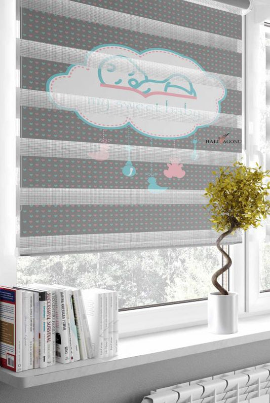 HV307 Uyuyan Bebek Zebra Perde, modern tasarımı ve işlevselliği ile ev dekorasyonunda şıklık arayanlar için ideal bir seçenek.
