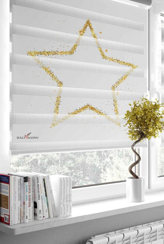 HV309BA Altın Yıldızlı Beyaz Zebra Perde görünümü, şık ve modern tasarımıyla ev dekorasyonunuza zarafet katacak.