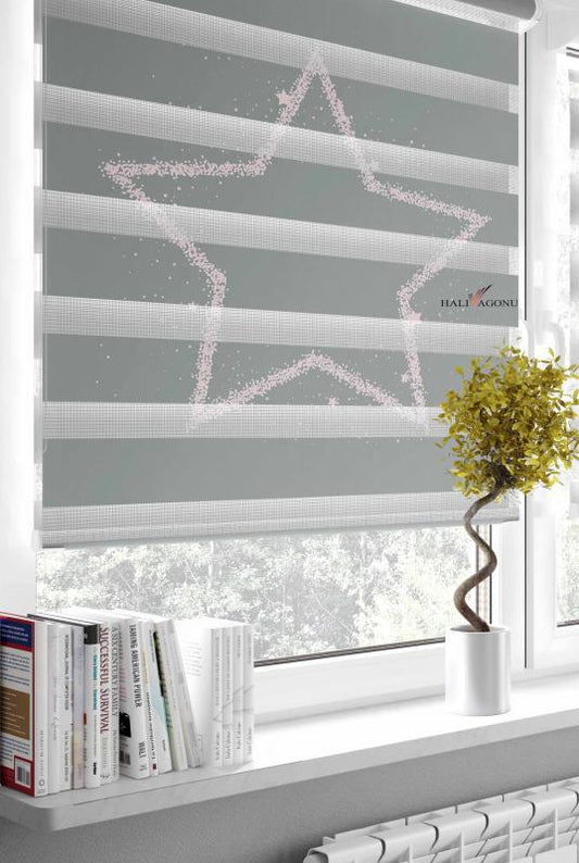 HV309GP Pembe Yıldızlı Gri Zebra Perde - Modern ve şık tasarım, ev dekorasyonunuza zarif bir dokunuş katmak için ideal.