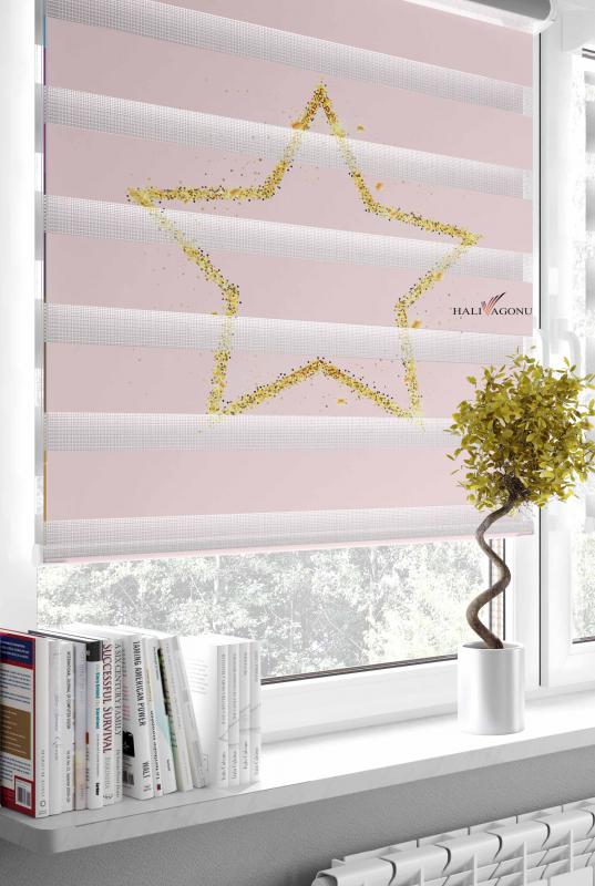 HV309PA Gold Yıldızlı Pembe Zebra Perde, şık ve modern tasarımıyla ev dekorasyonuna sıcaklık katıyor.