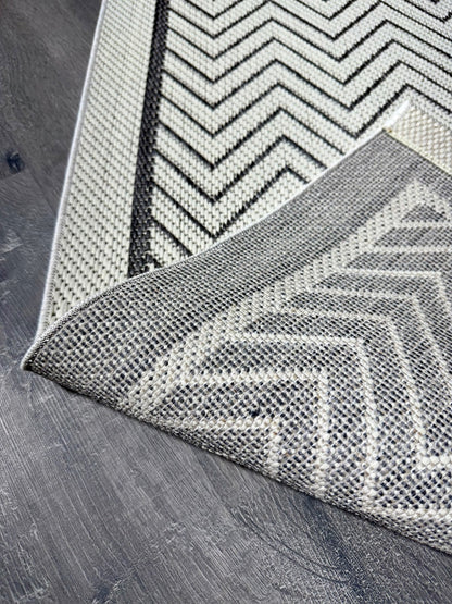 Halı Vagonu'nun zigzag deseninin ve kenarının yakın planı.