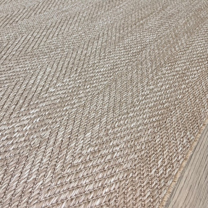 Elit Sisal halının kenarları ve dokusu, farklı açılardan detaylı bir şekilde inceleniyor.