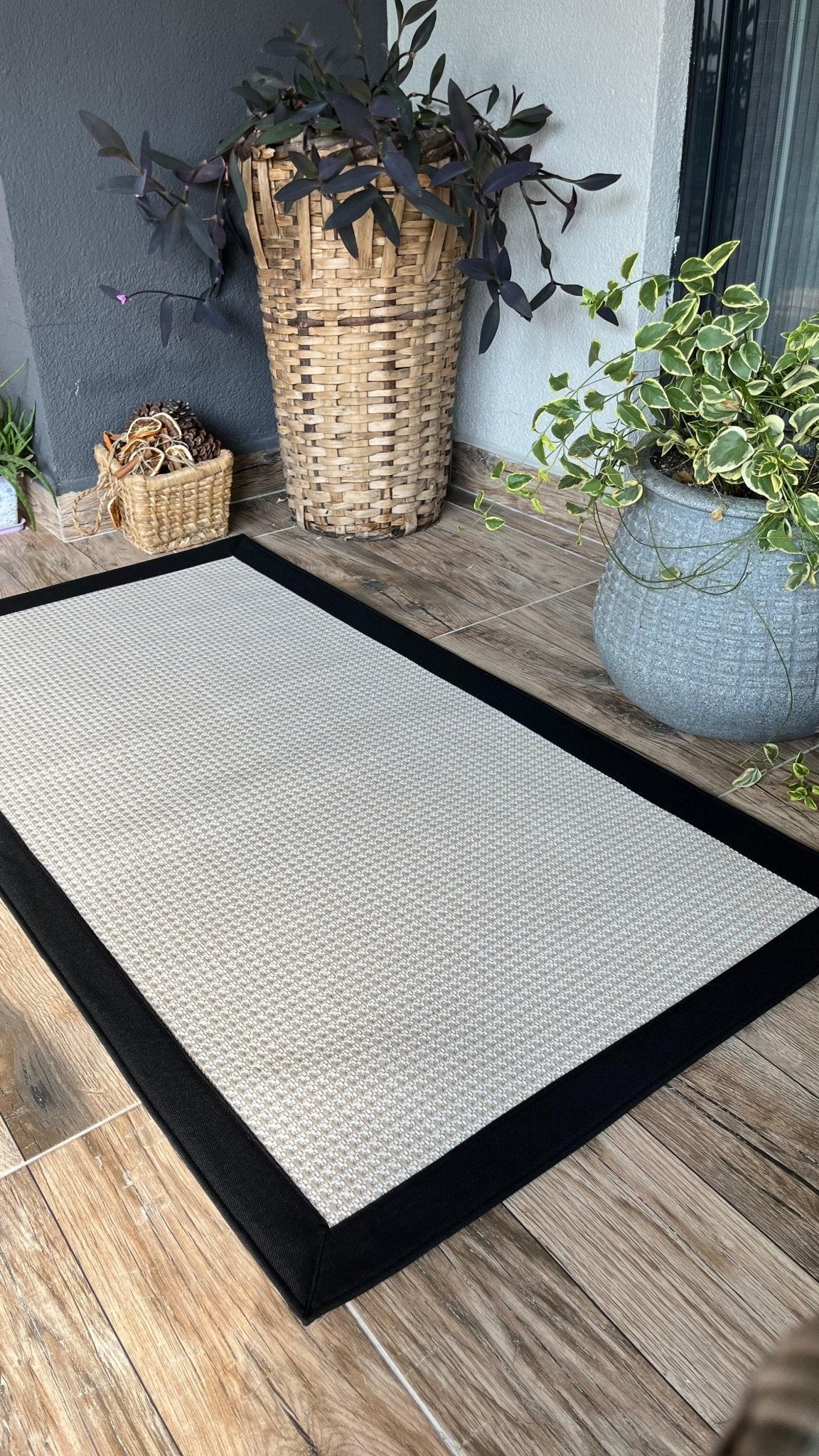Siyah Kumaş Bordürlü Krem Sisal Halı - El Yapımı, Dayanıklı, Modern Tasarım - HVSB01 - HALI VAGONU