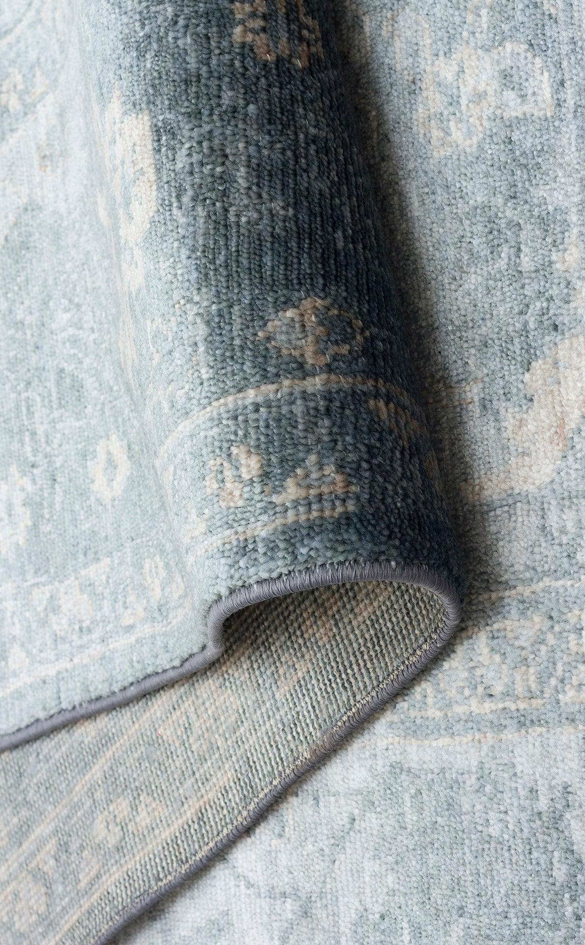 TAFTAN TF 06 SKY VİZON Pakistan Overdyed Tarzı Özel Hav Vermeyen ve El Emeği ile Özel Tezgahlarda Üretilen Uşak Halısı - HALI VAGONU