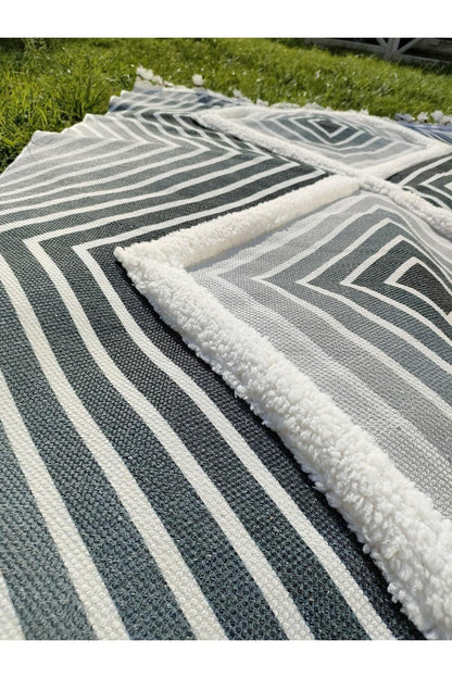 Tafting Kilim Serisi Üzeri Peluşlu Dokuma Taban Dekoratif Kilim - HALI VAGONU