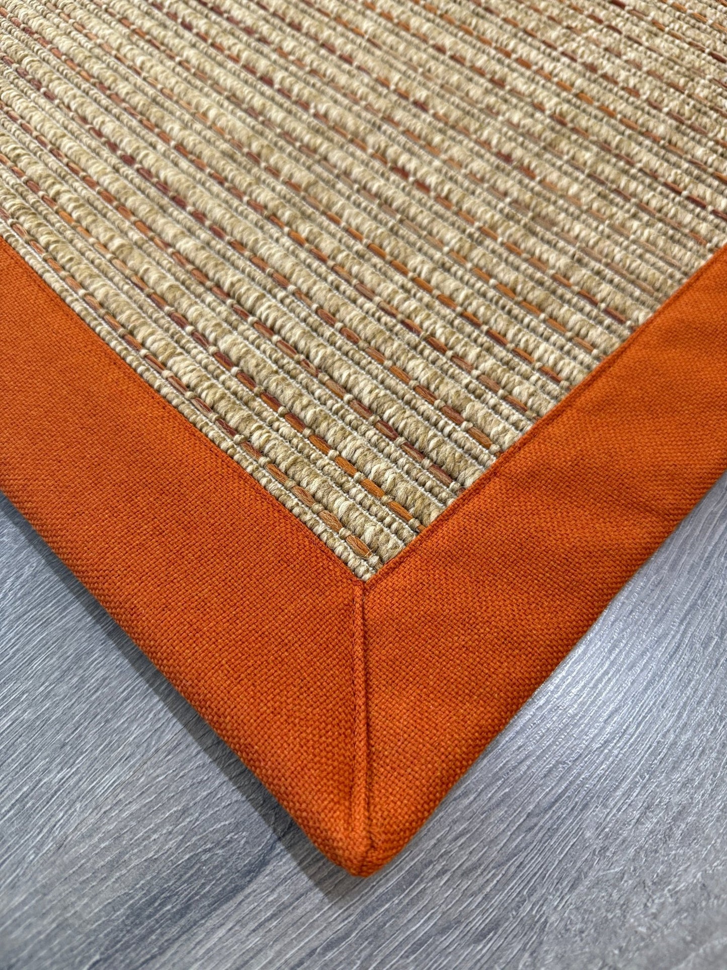 Zahara 01 Naturel Terra - P64-01 Turuncu Kumaş Bordürlü Sisal Halı - HVZB50 - HALI VAGONU