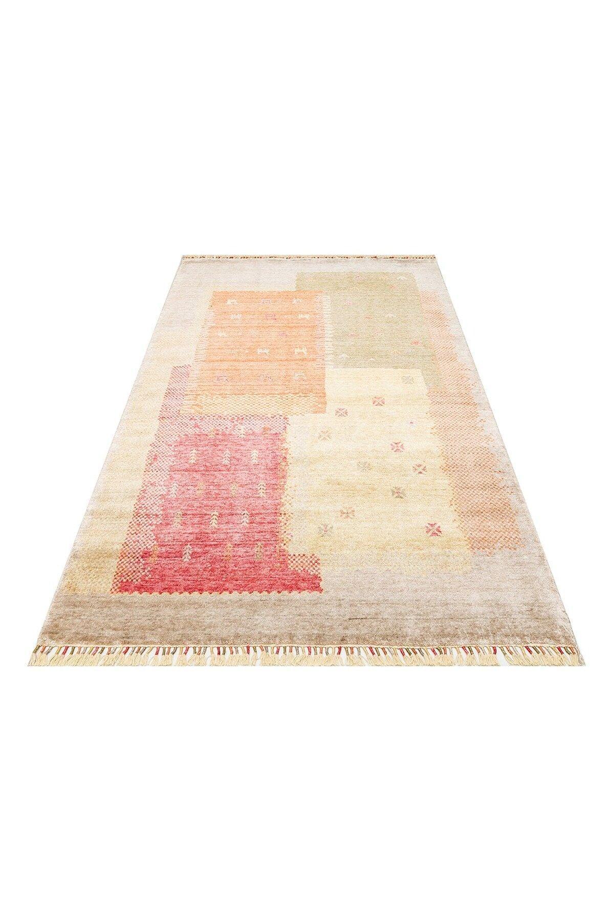 ZARA ZR 07 BEIGE AUTUMN Q Otantik Desenli El Emeği ile Özel Tezgahlarda Üretilen Modern Uşak Halısı - HALI VAGONU