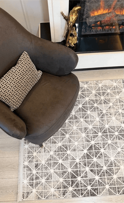 Zen Koleksiyonu ZEN07 Gri İnce Yıkanabilir Kaymaz Tabanlı Makine Halısı - HALI VAGONU